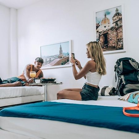 Neos Hotel Cartagena Екстериор снимка